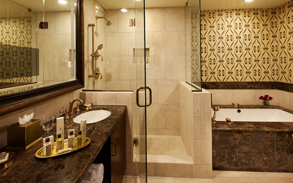 suite-bathroom