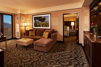 casino del sol hotel suites